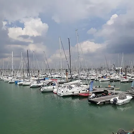 A 100m Des Minimes Avec Internet