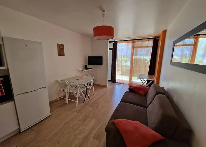 A 100m Des Minimes Avec Internet Appartement